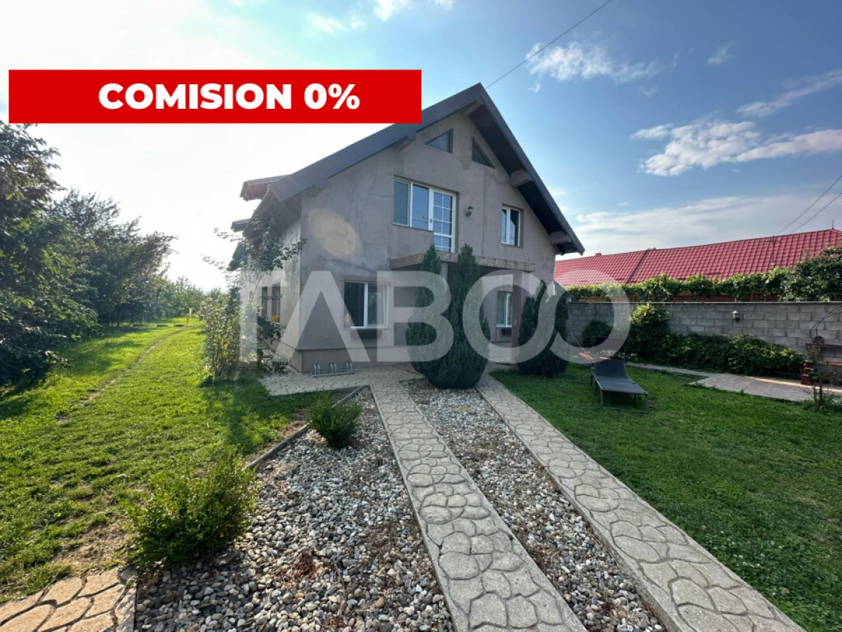 Casa noua 3 camere 300 mp anexe teren liber 1550 mp Margineni - 1