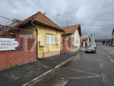 Casa individuala de vanzare cu teren de 320 mp in zona Lupeni Sibiu