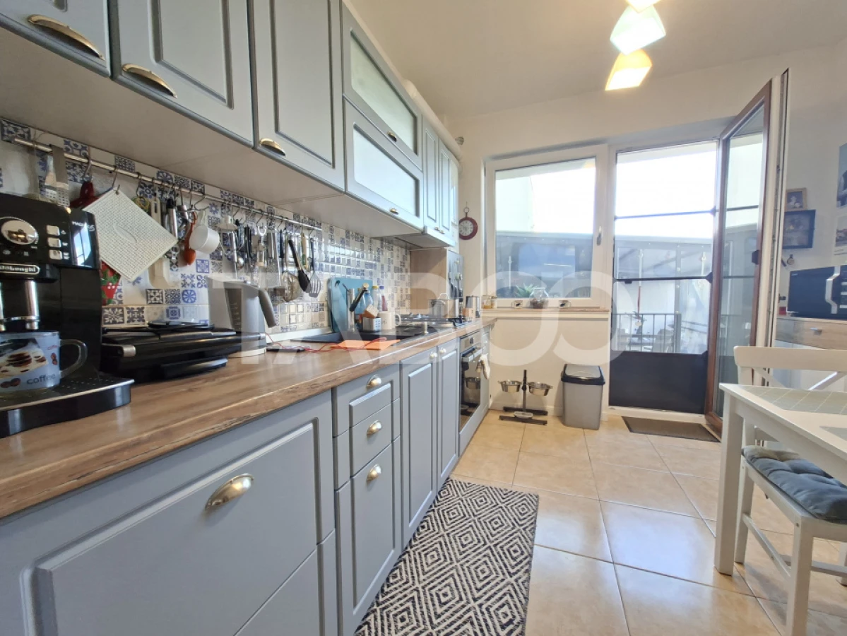 Apartament de vanzare 3 camere decomandate gradina Calea Surii Mici - 3