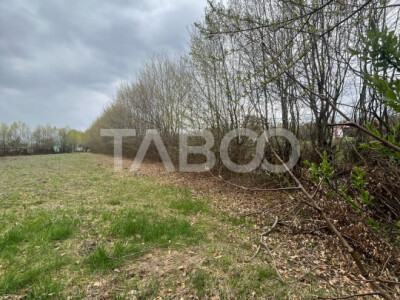 Teren intravilan pentru casa zona linistita 550 mp front 21 m Cisnadie