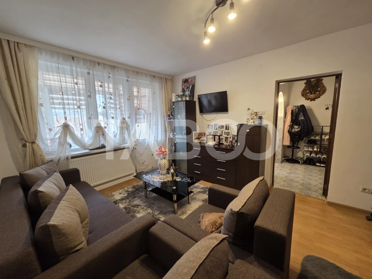 Apartament 2 camere semidecomandat zona Vasile Alecsandri etaj 3 - 1