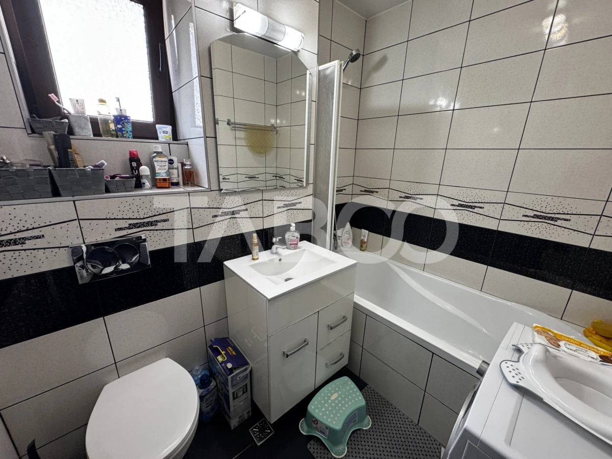 COMISION 0-Apartament etaj intermediar 3 camere parcare Doamna Stanca - 10