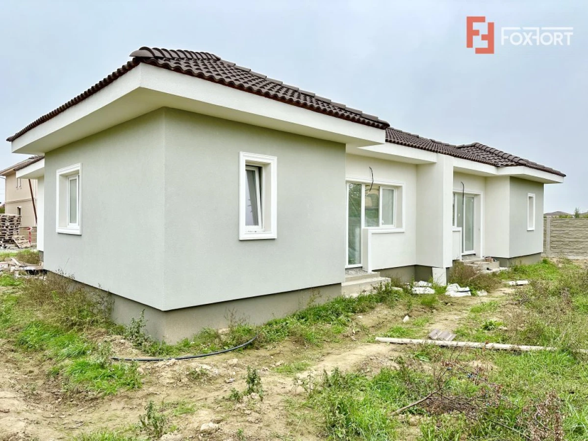 Duplex 4 camere si 2 bai - Mosnita Noua - toate utilitatile - 3