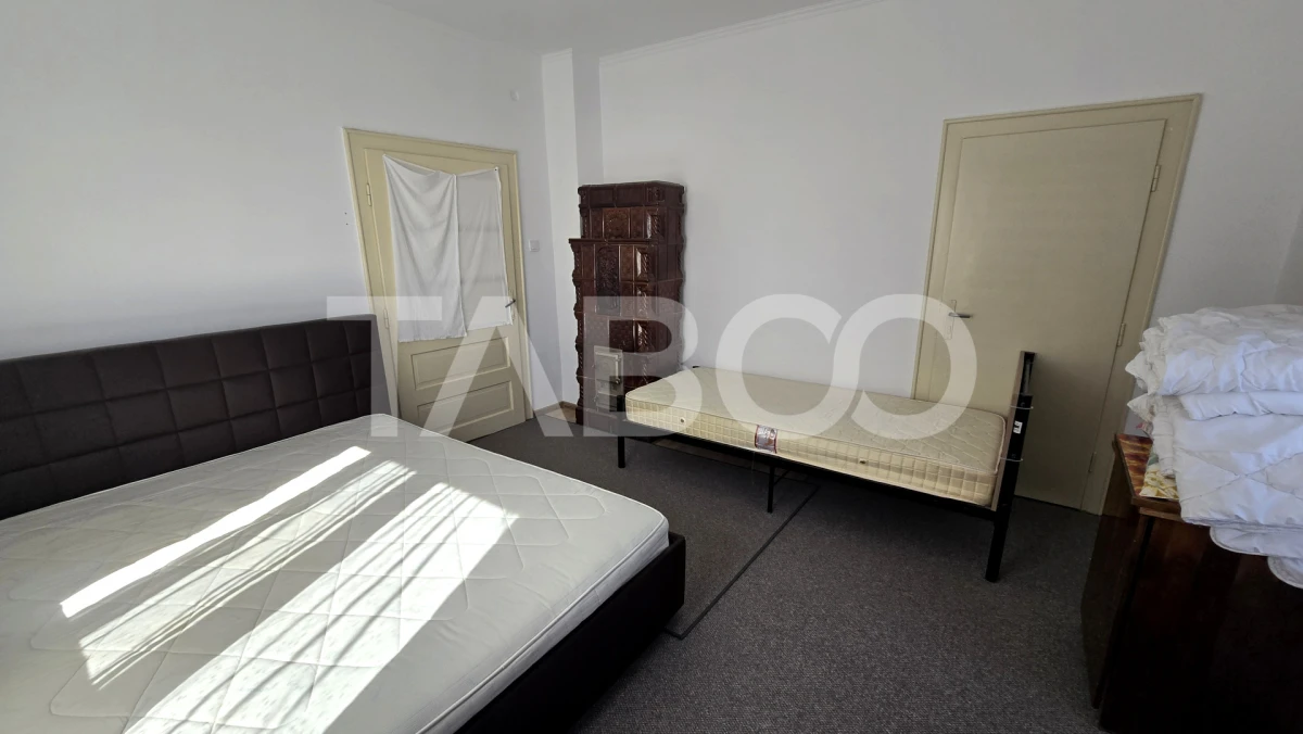 Casa individuala de vanzare 3 camere 2 bai garaj Piata Cluj - 4