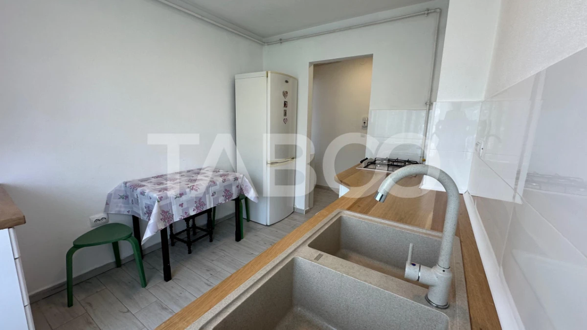 Apartament 2 camere decomandat 45 mpu mobilat zona Terezian Sibiu - 10