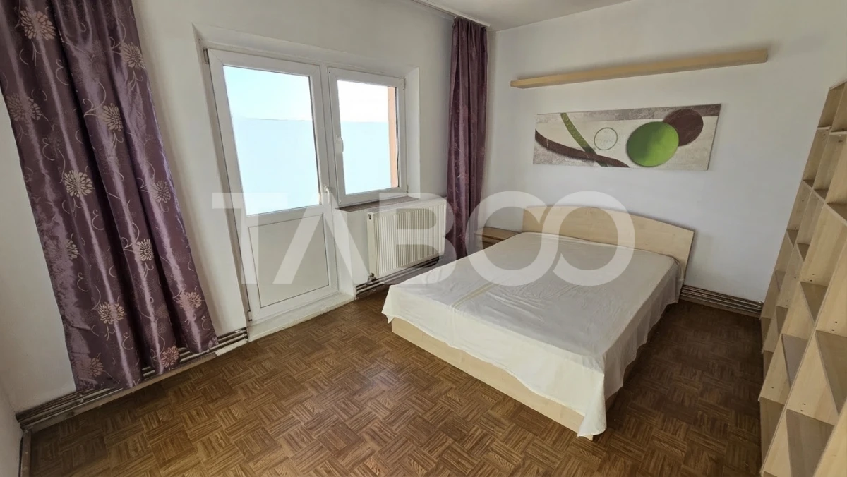 Apartament de vanzare 3 camere 2 bai balcon in bloc cu lift Terezian - 4