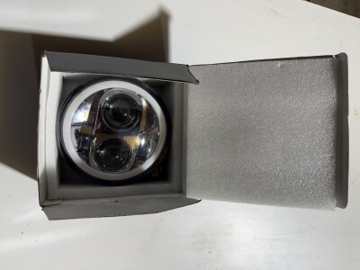 Far cu LED 5.7inch NOU