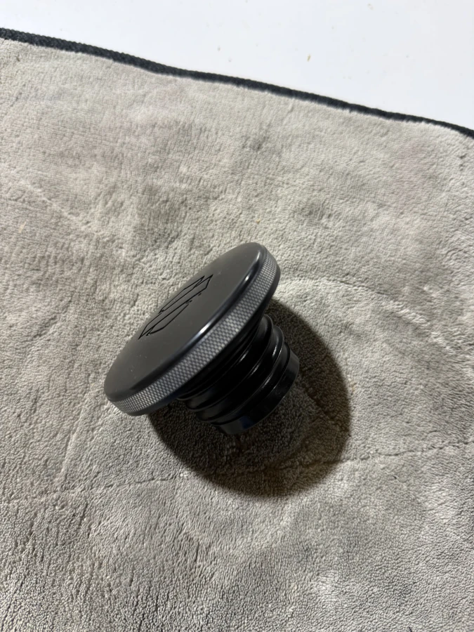 Buson / Capac Rezervor OEM Harley Davidson Sportster - 4