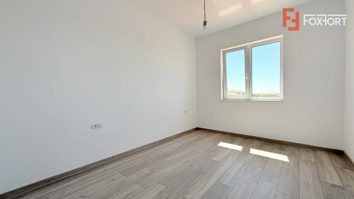 Duplex cu 5 camere de 128 mp utili si teren de 370 mp, zona Giarmata Vii - 8