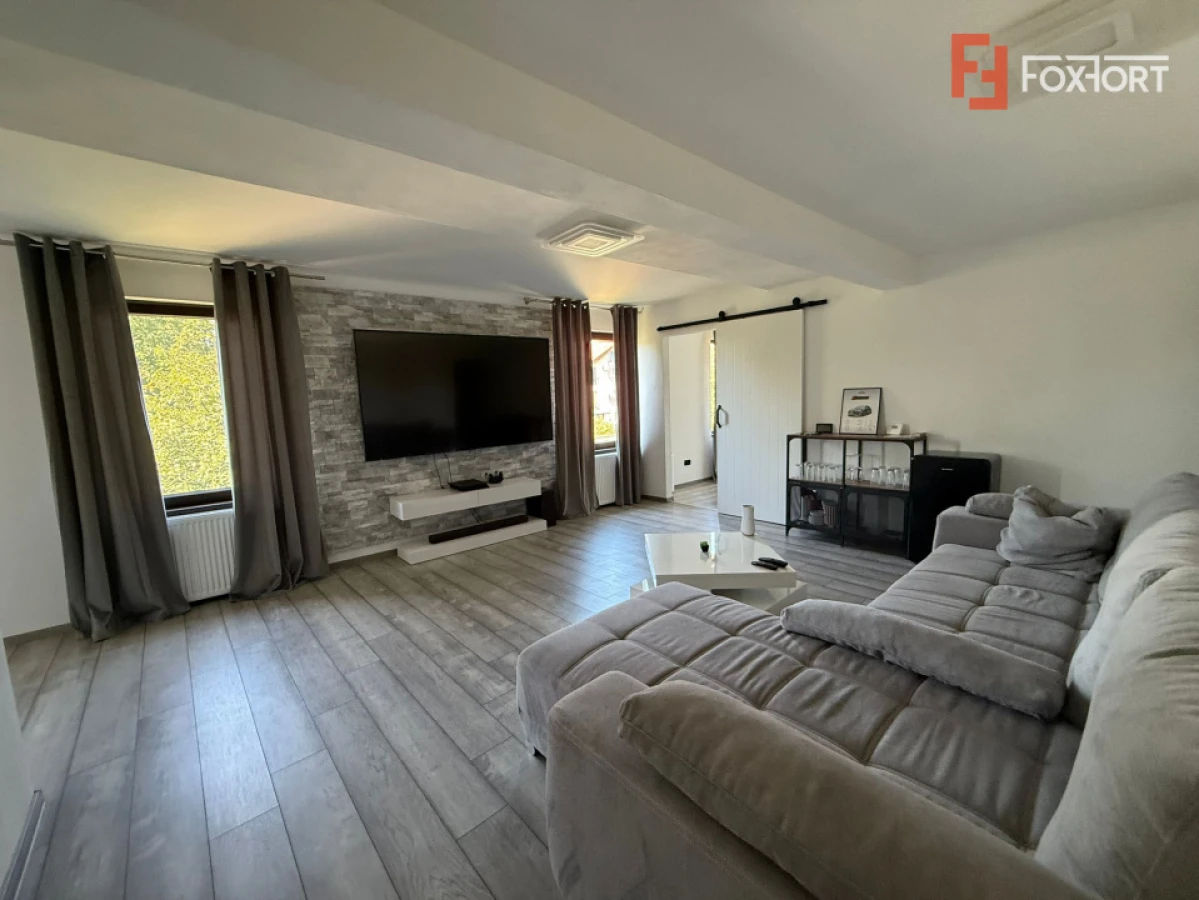 Casa individuala cu 6 camere si teren de 850 mp de vanzare - zona Modern - 3