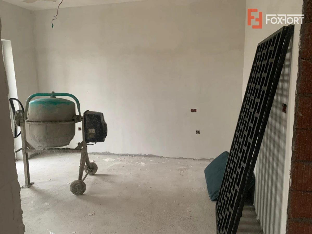 Duplex cu 3 camere si teren de 365 mp, zona Sag - 10