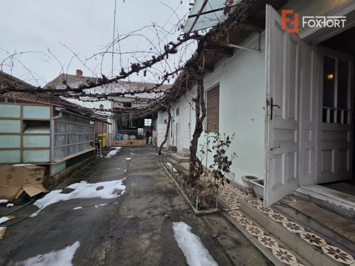 Casa individuala cu 5 camere de inchiriat zona Aradul Nou - 1