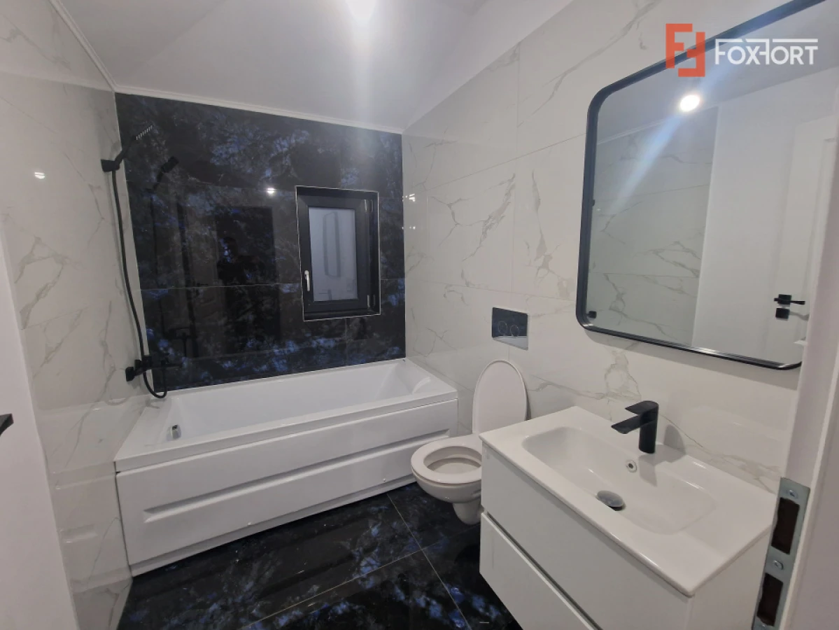 Duplex de vanzare cu 3 camere si teren de 309 mp - Recas - 9