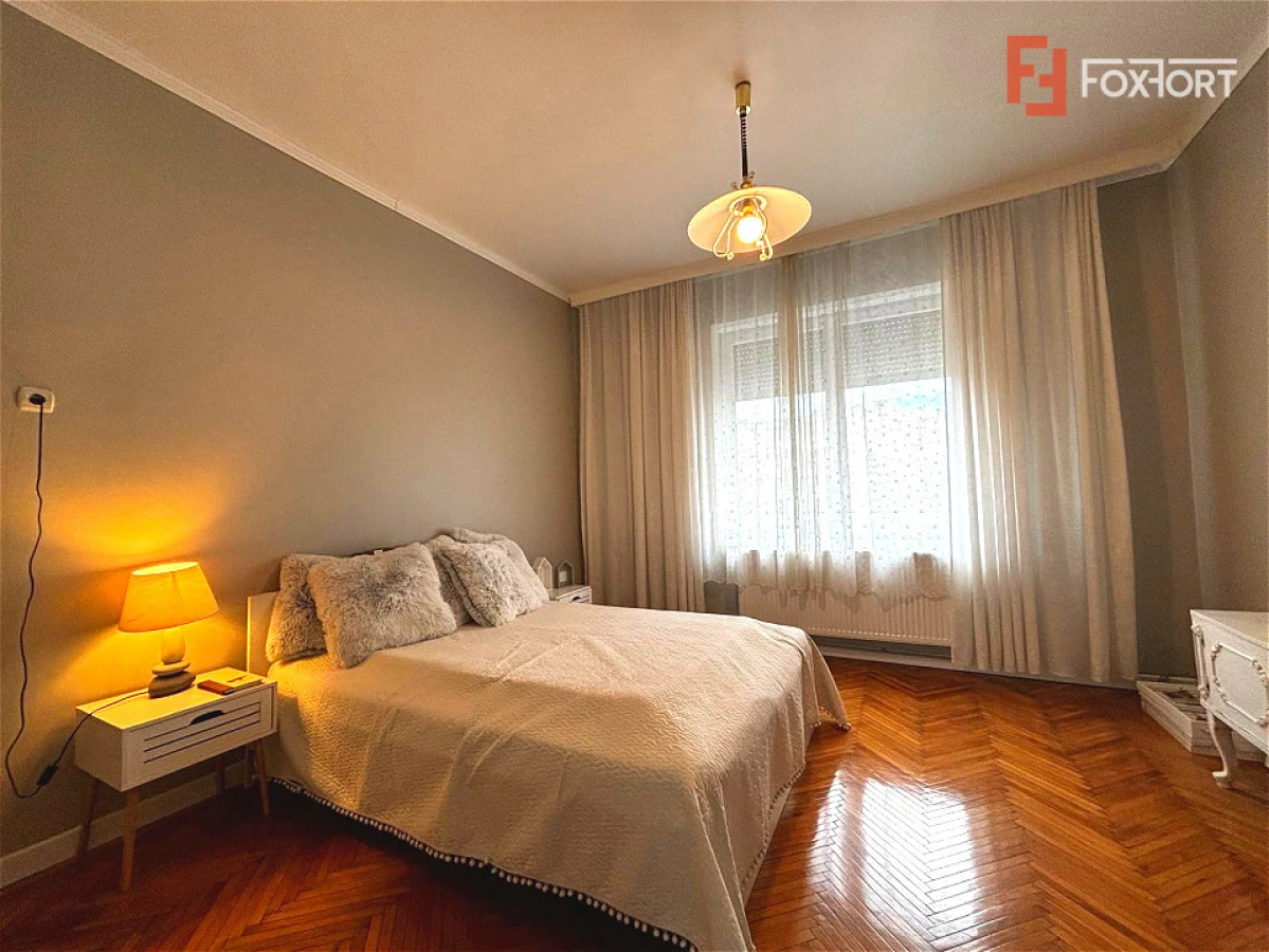 194 mp apartament de lux + 195 mp curte individuala, zona Centrala, Arad - 1