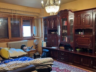 Apartament cu 3 camere, decomandat - zona Aradului