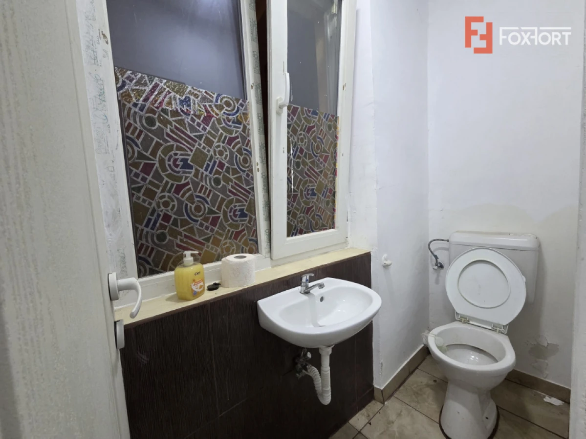 Spatiu comercial de vanzare ultracentral, cu expunere stradala generoasa - 3