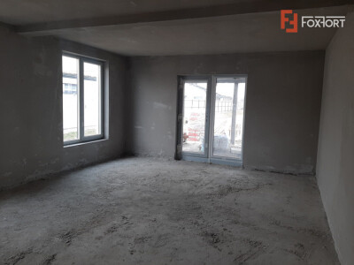 Duplex cu 5 camere si teren de 392 mp - Giarmata Vii