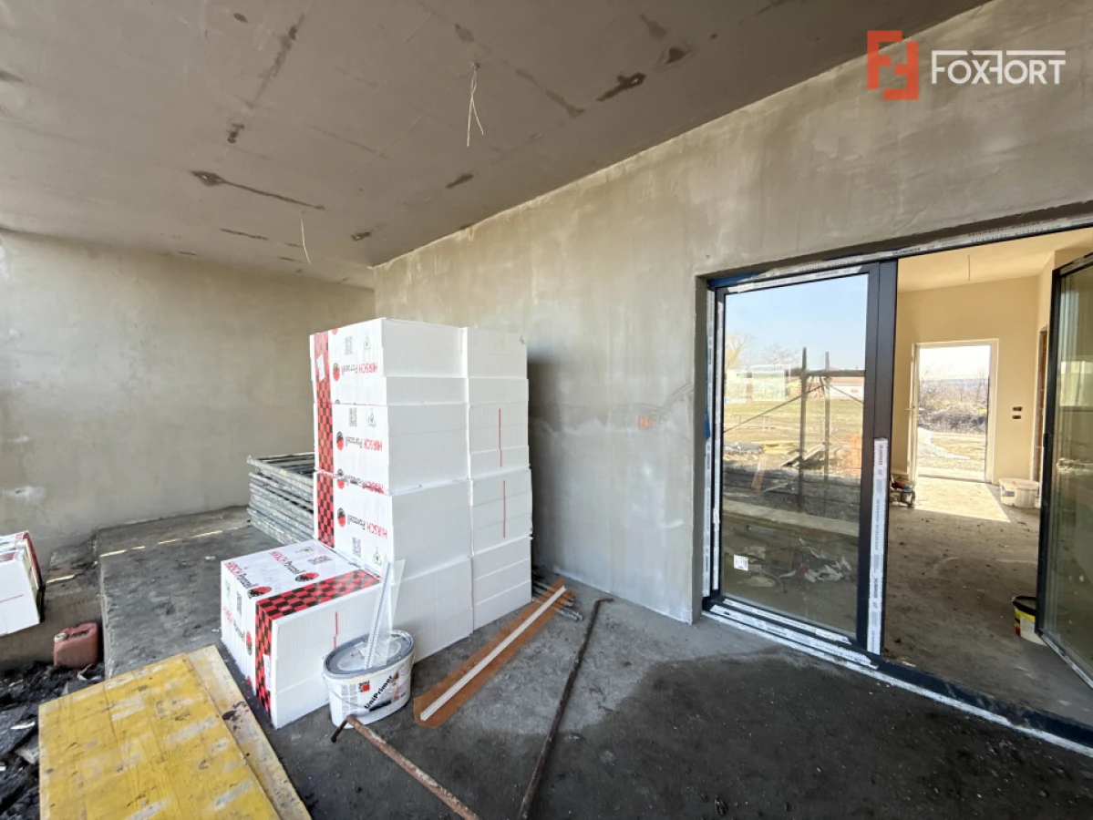 COMISION 0% Triplex cu 4 camere de vanzare in localitatea Sacalaz, zona Centrala - 8