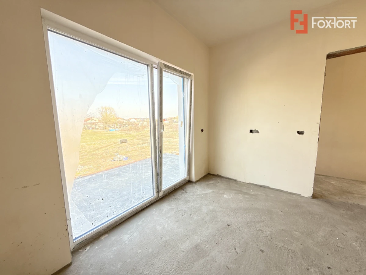 COMISION 0% Triplex cu 3 camere de vanzare in localitatea Sacalaz - 3