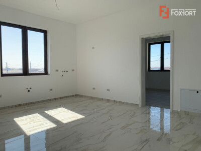 Duplex apartamentat – 2 apartamente cu 3 camere fiecare – Mosnita Veche