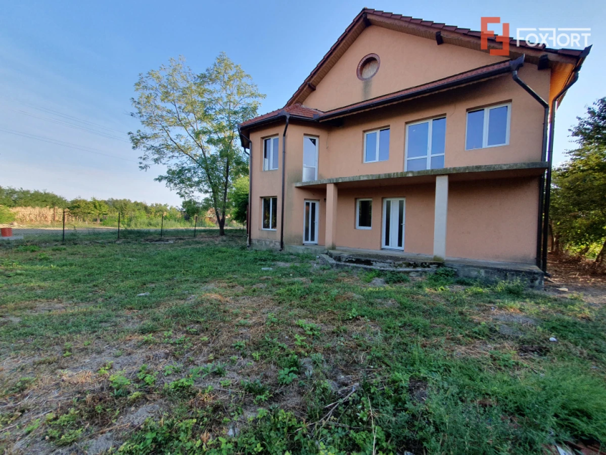 Casa individuala cu 5 camere si 2 bai, Central Jebel - 4