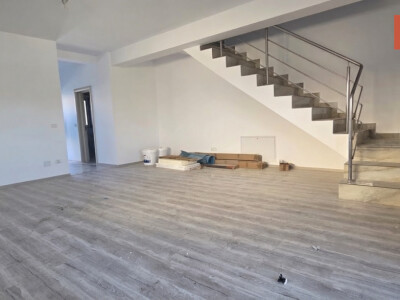 Duplex spatios, 385 mp teren, aproape de M City Mall - Mosnita Noua