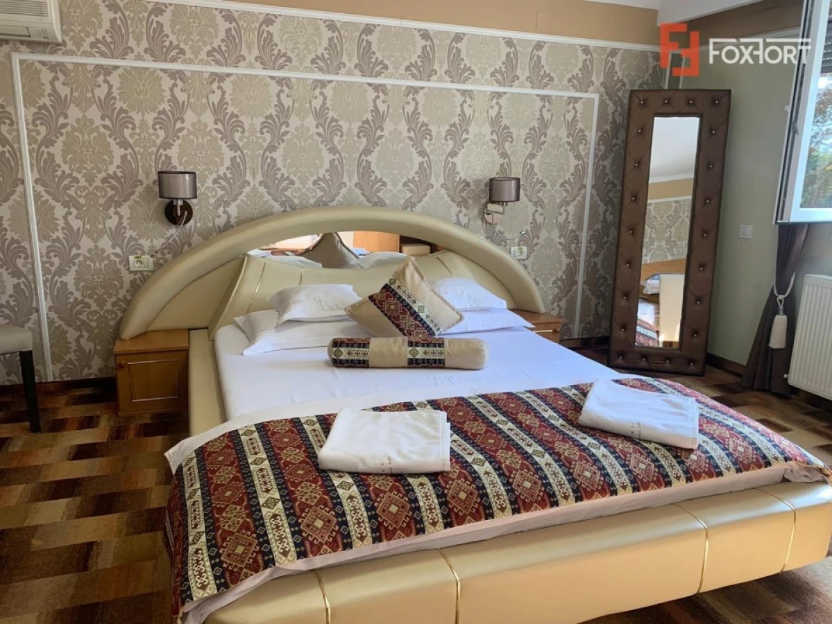 Casa cu 16 camere si teren de 752 mp - zona Bogdanestilor - 7