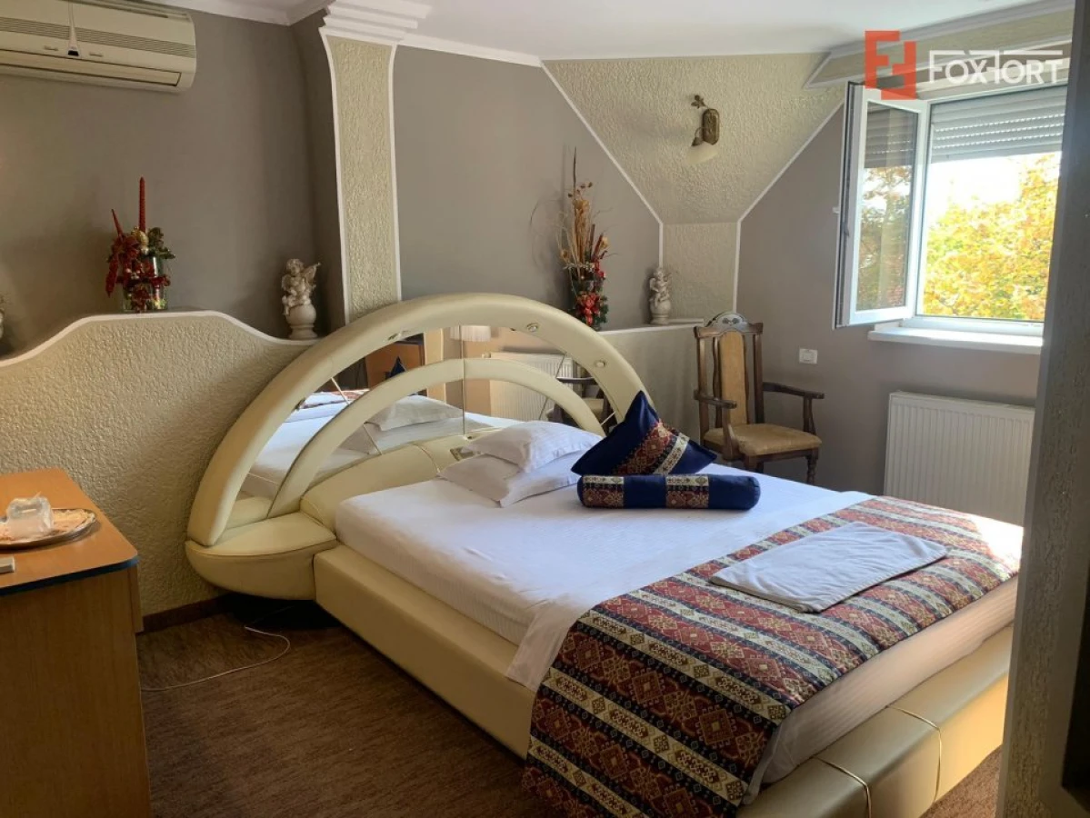 Casa cu 16 camere si teren de 752 mp - zona Bogdanestilor - 3