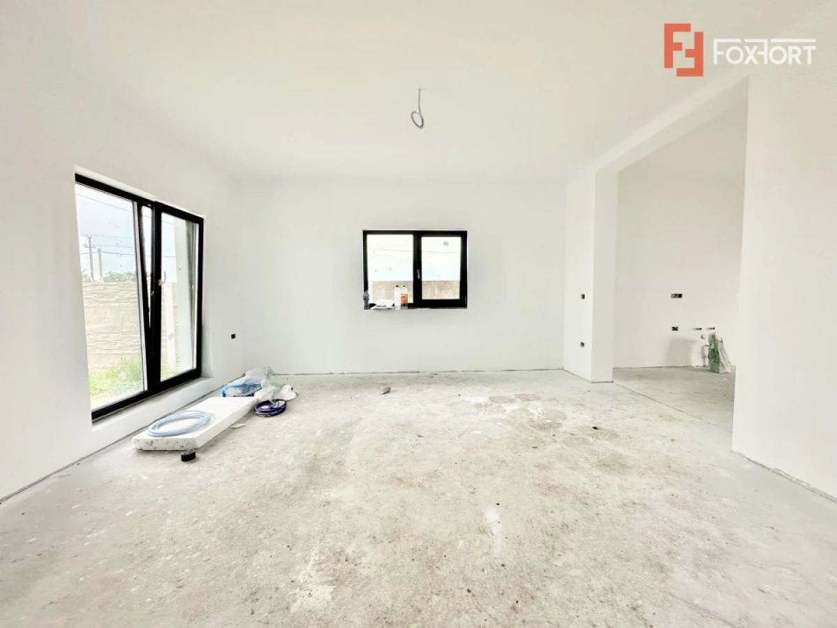Casa individuala cu 4 camere - Toate utilitatile + Asfalt - Mosnita Noua - 4