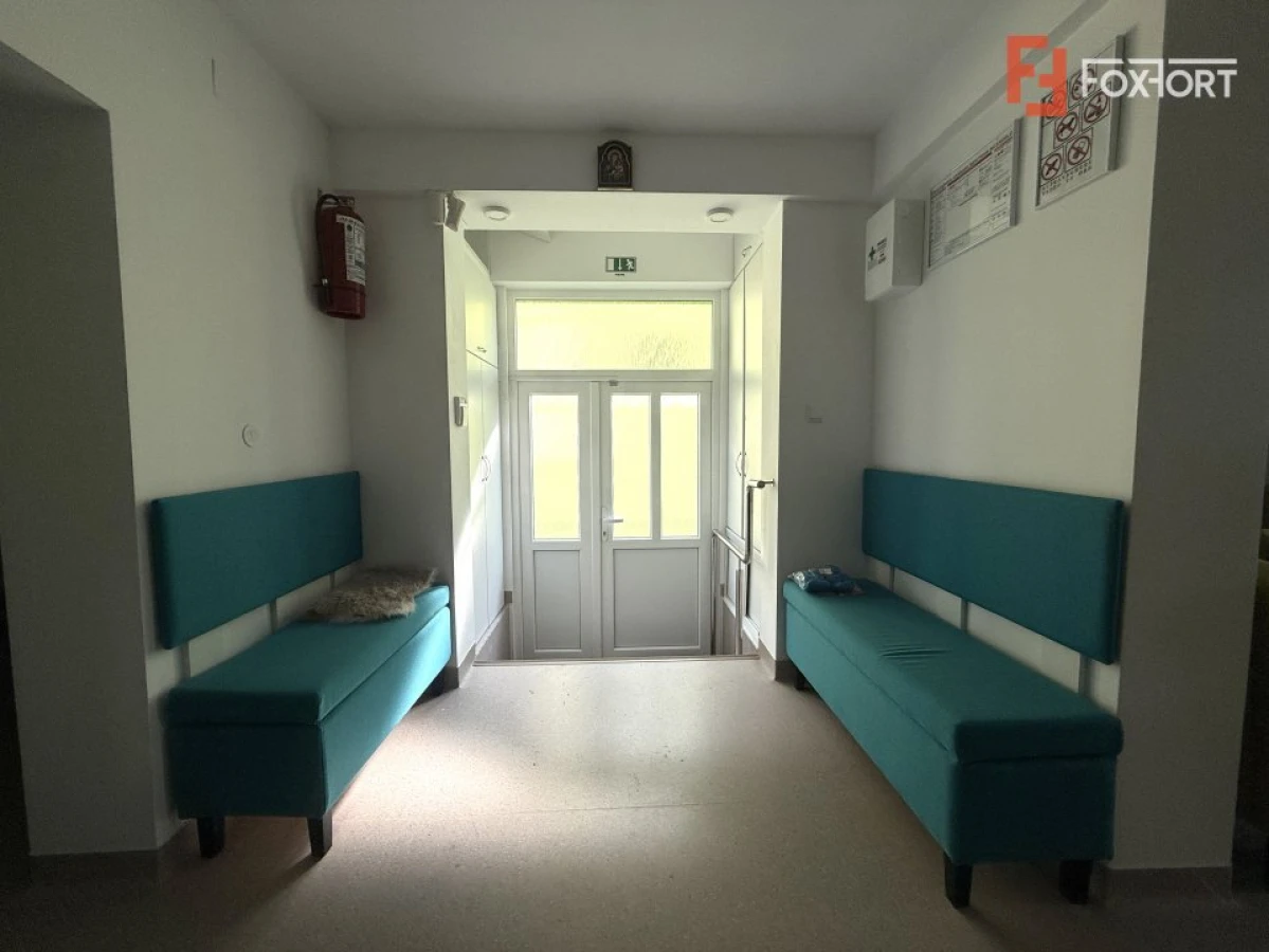 COMISION 0% 2 Cladiri medicale, una amenajata deja, teren 440 mp, Mosnita Noua - 4