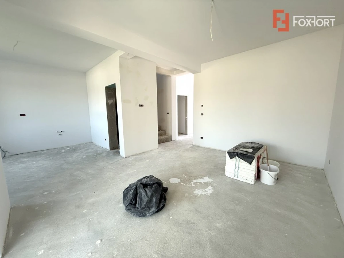 COMISION 0% Duplex despartit prin garaj, 5 camere, 3 bai, in Dumbravita - 5