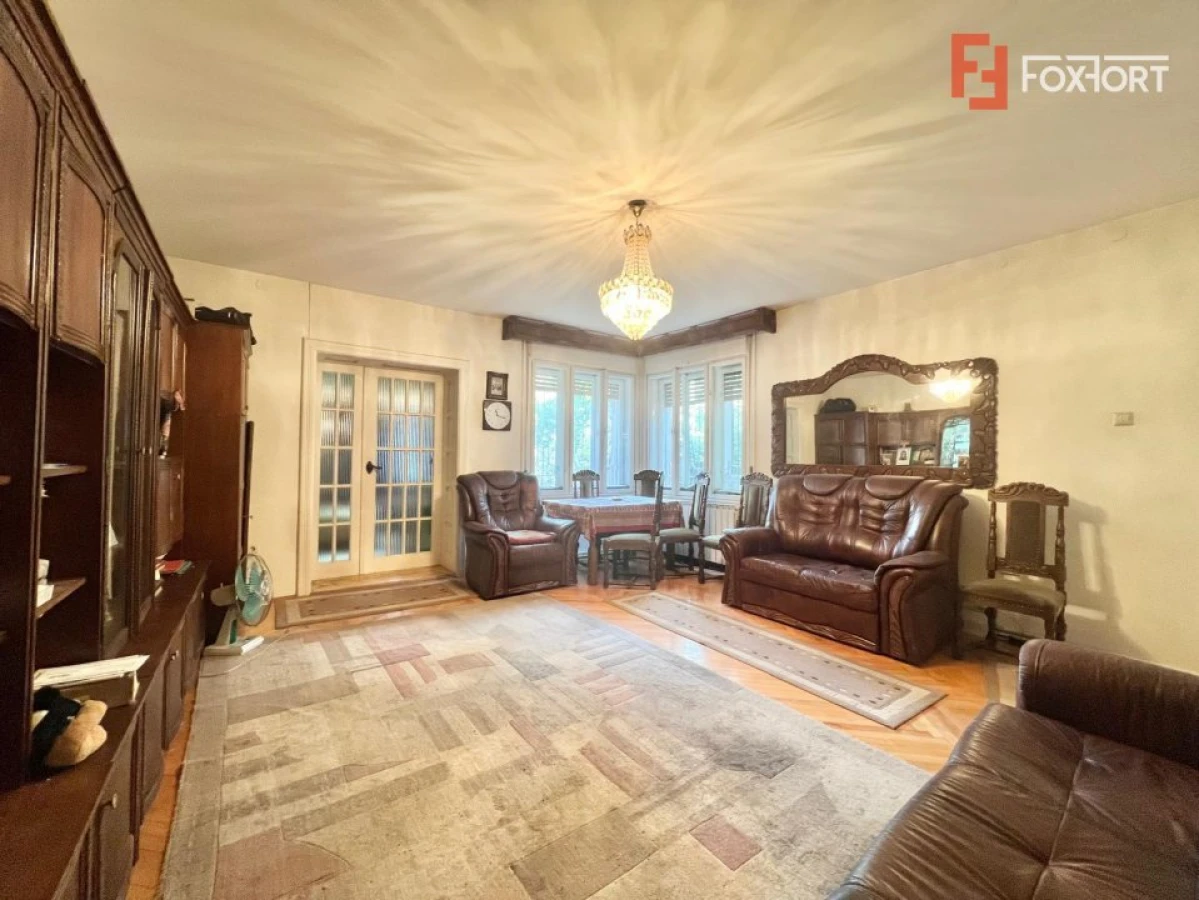 Casa individuala de vanzare cu 3 camere si teren de 510 mp, zona Telegrafului - 1