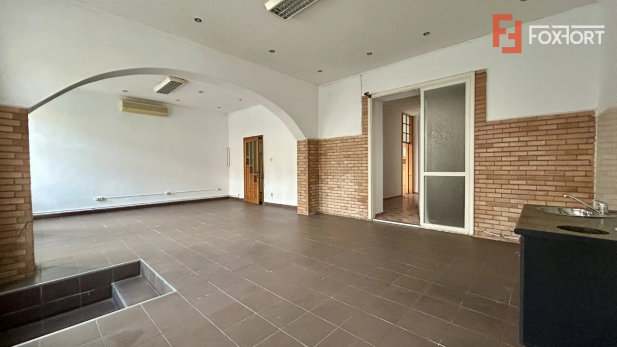 Apartament cu 3 camere, 97 mp utili la parter - zona Garii - 2