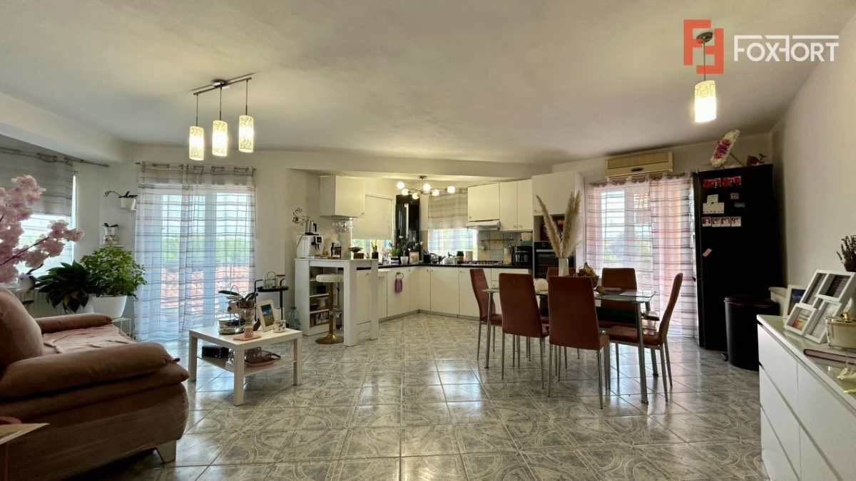 COMISION 0% Apartament cu 3 camere, etajul 1 - Ghiroda - 3