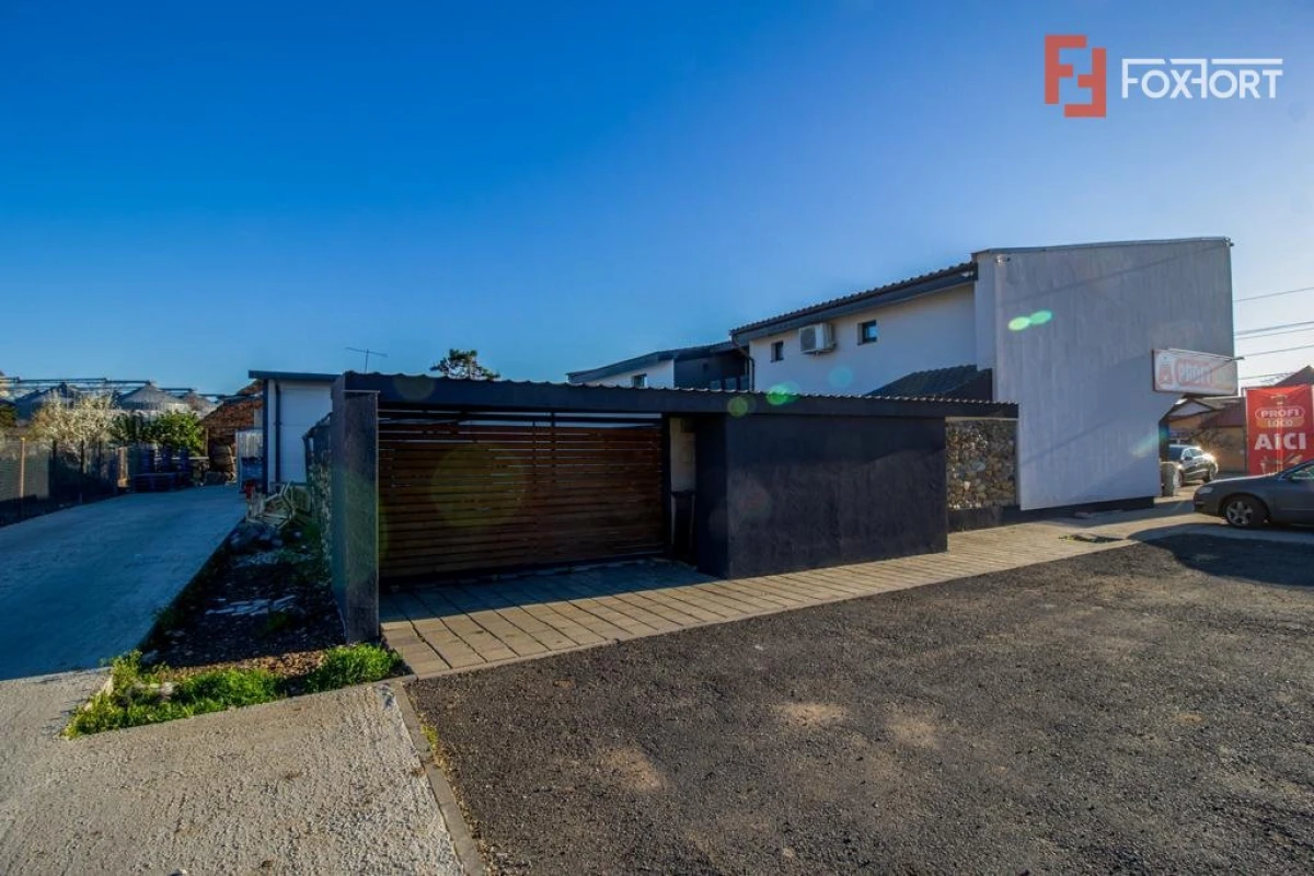 Casa 3 camere cu spatiu comercial in Carani - ID V4331 - 10