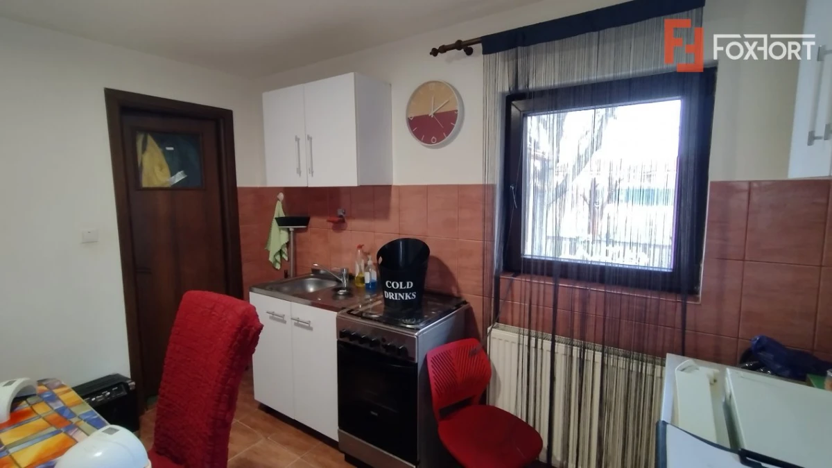 Casa individuala 4 camere, zona Ronat - Teren 902 mp - 8