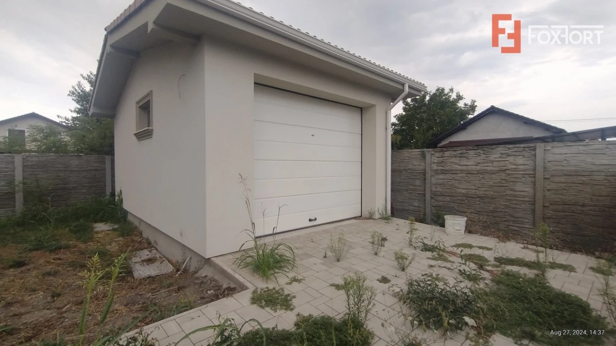 COMISION 0% Casa individuala 5 camere, Sacalaz - Zona centrala, garaj - 3