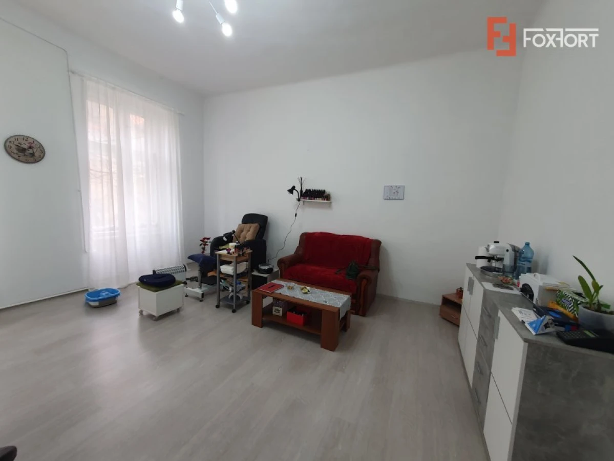 COMISION 0% Apartament cu 4 camere decomandat, la curte comuna - zona Fabric - 7