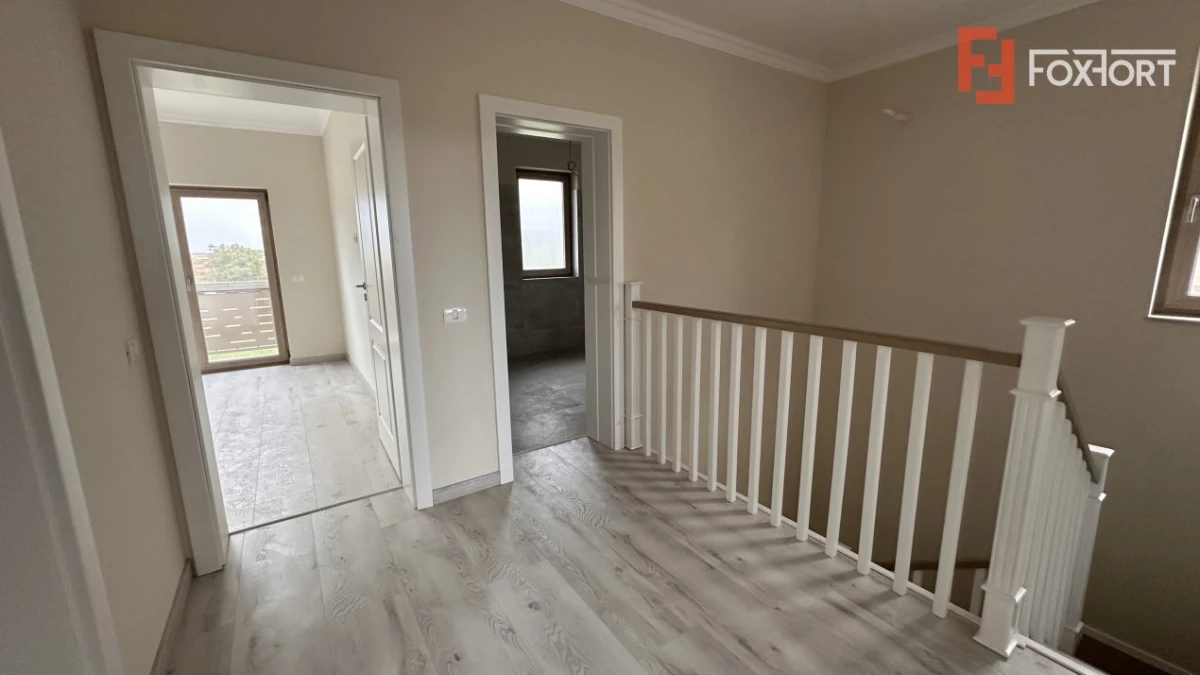 Duplex cu 5 camere despartit prin garaj, zona Giroc - 10