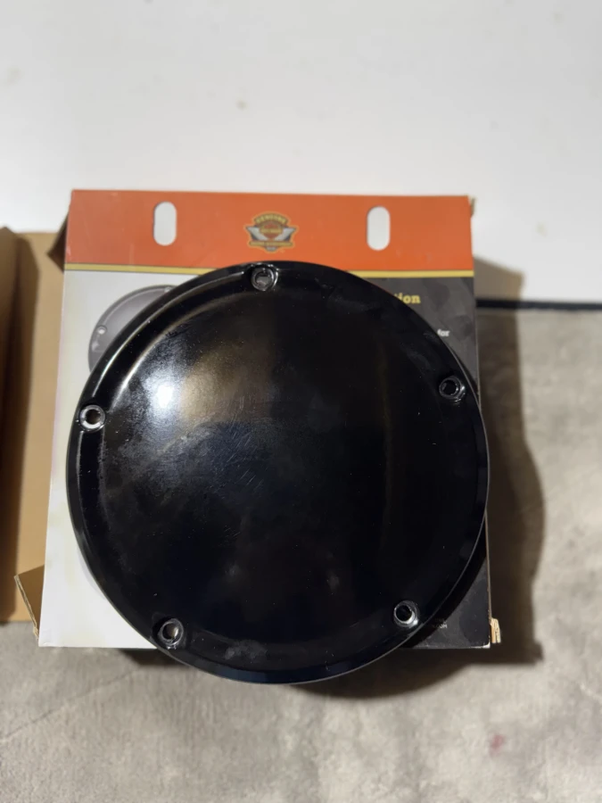 Capac Primary/ Darby Cover Harley Davidson M8 touring OEM - 1