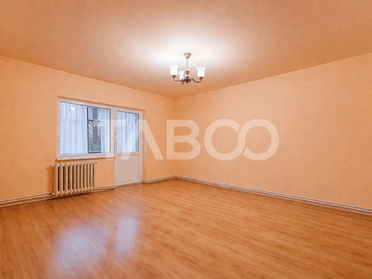 De vanzare apartament 4 camere zona Maramuresului Iris - 2