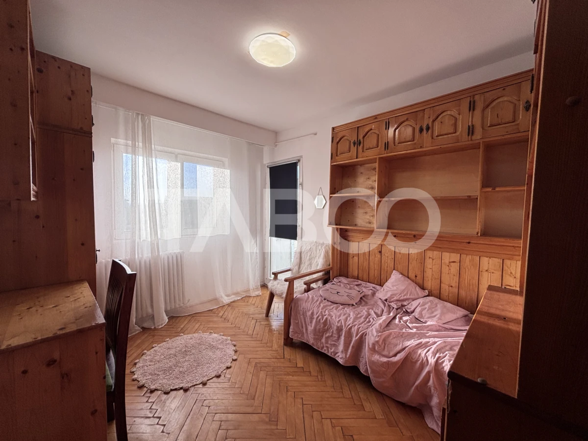 De vanzare apartament 3 camere decomandate cartier Zorilor - 3