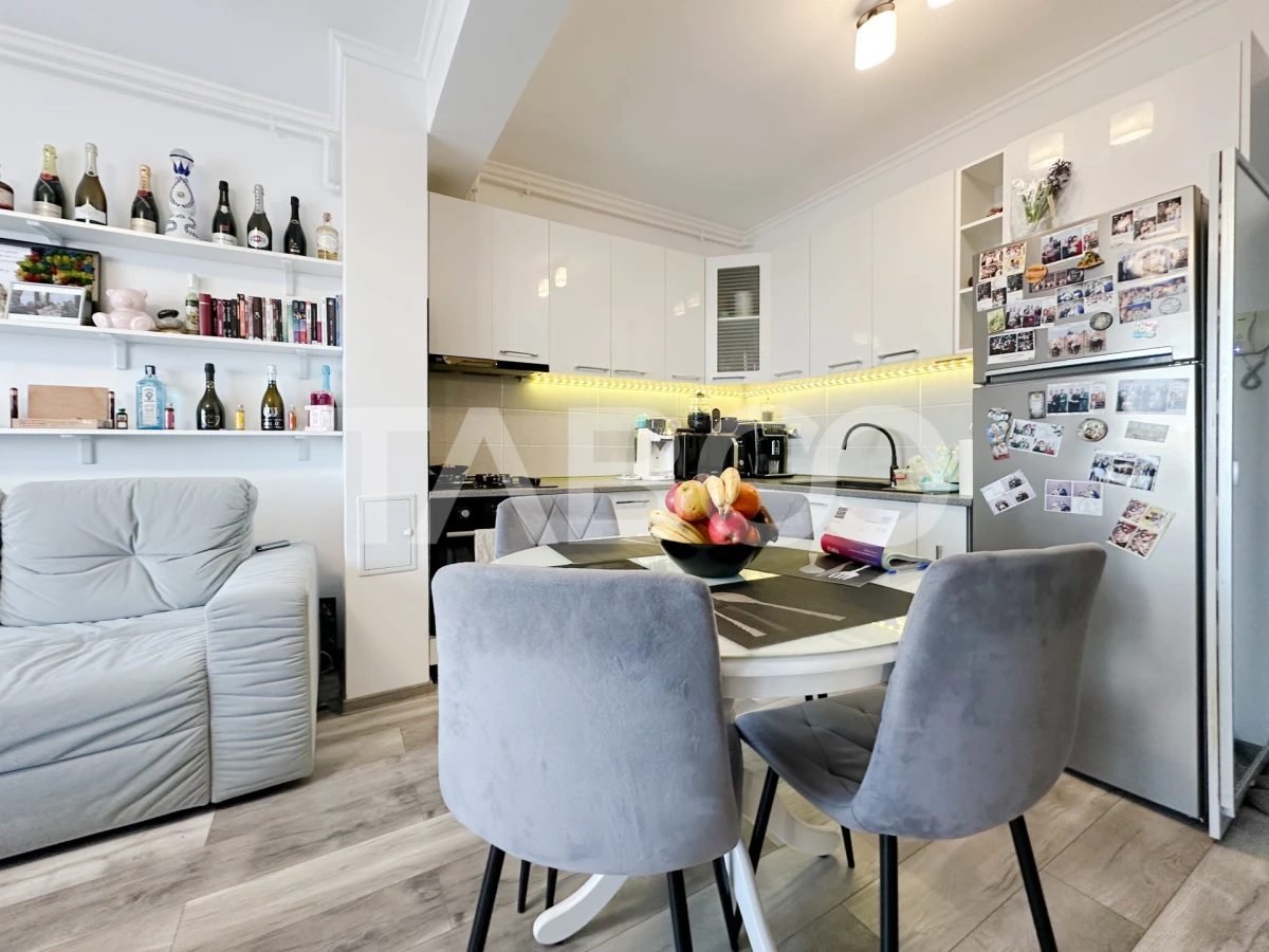 De vanzare apartament 2 camere la cheie in cartier Europa si garaj - 3