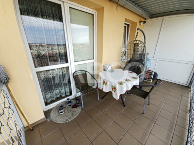 Apartament de vanzare 70mp 2 camere 2 bai terasa in zona Lidl Terezian