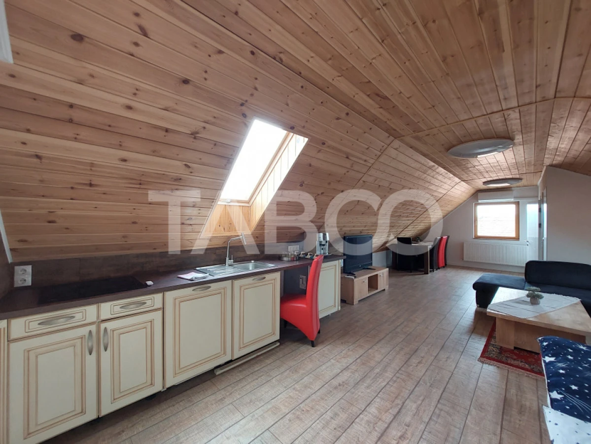 Casa de inchiriat 120 mp 3 camere 2 bucatarii 2 bai zona Gusterita - 1