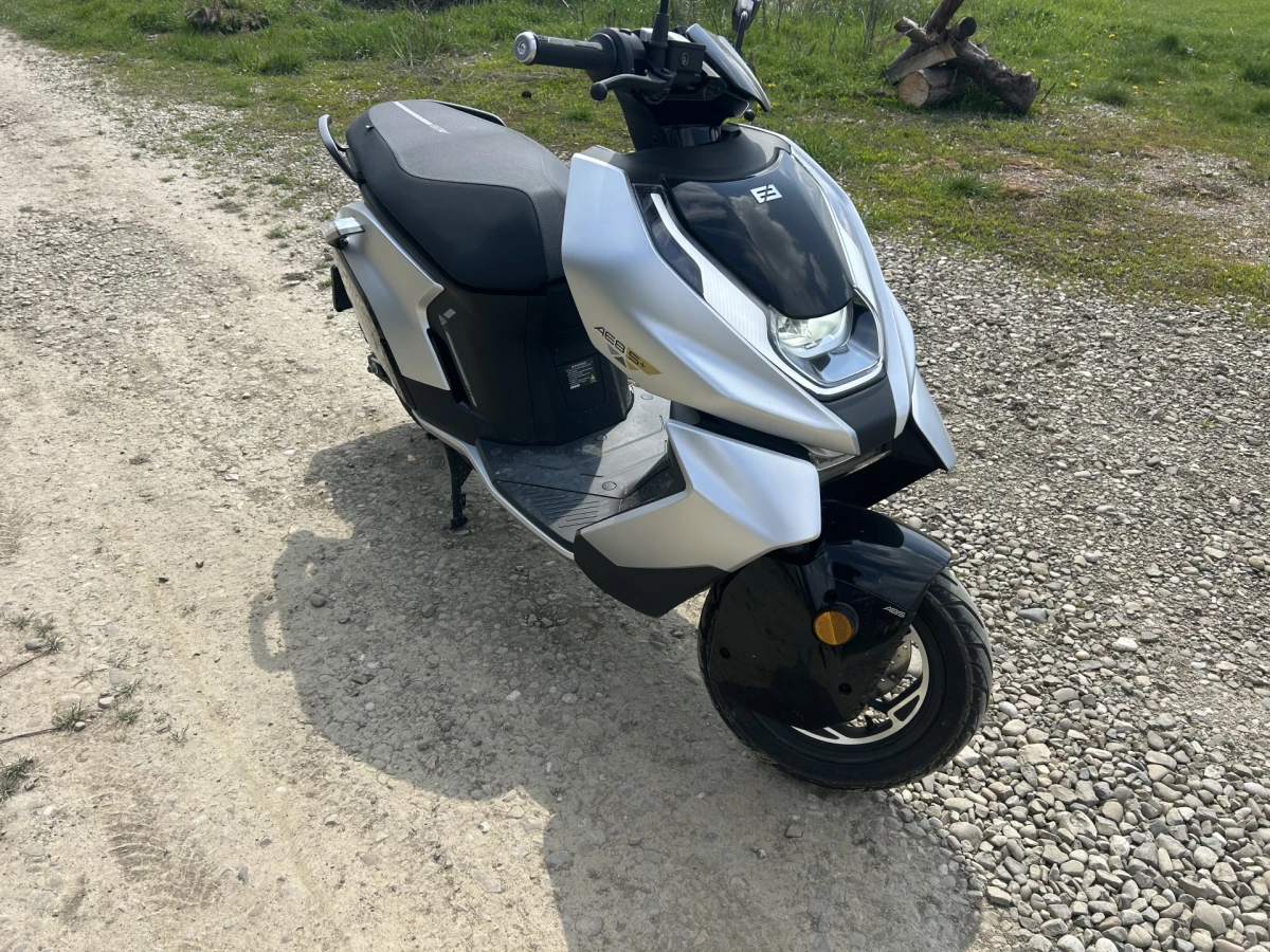 Scuter electric 120 km autonomie - 3
