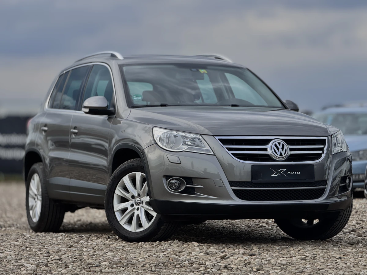 Volkswagen Tiguan 4X4 DSG - 1