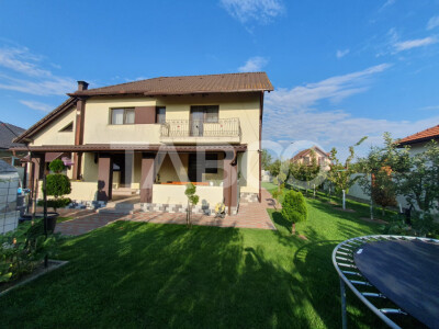 Casa 5 camere 3 bai 2 terase garaj magazie de vanzare 180 mp utili
