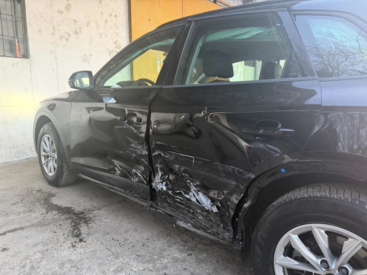 Audi Q5 - 2.0 Diesel - Automat - Avariat - 8