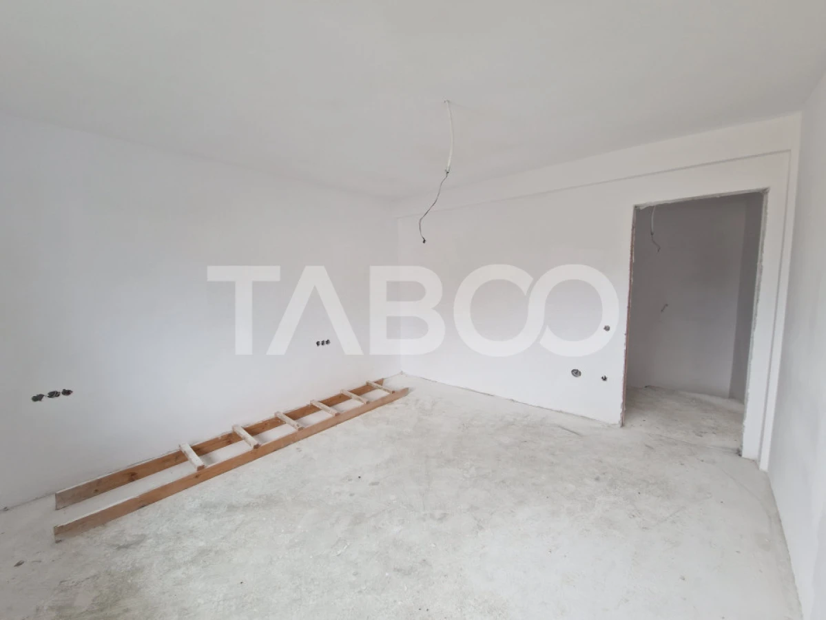 Casa individuala de vanzare 4 camere 300 mp teren Exterior Sibiu - 7
